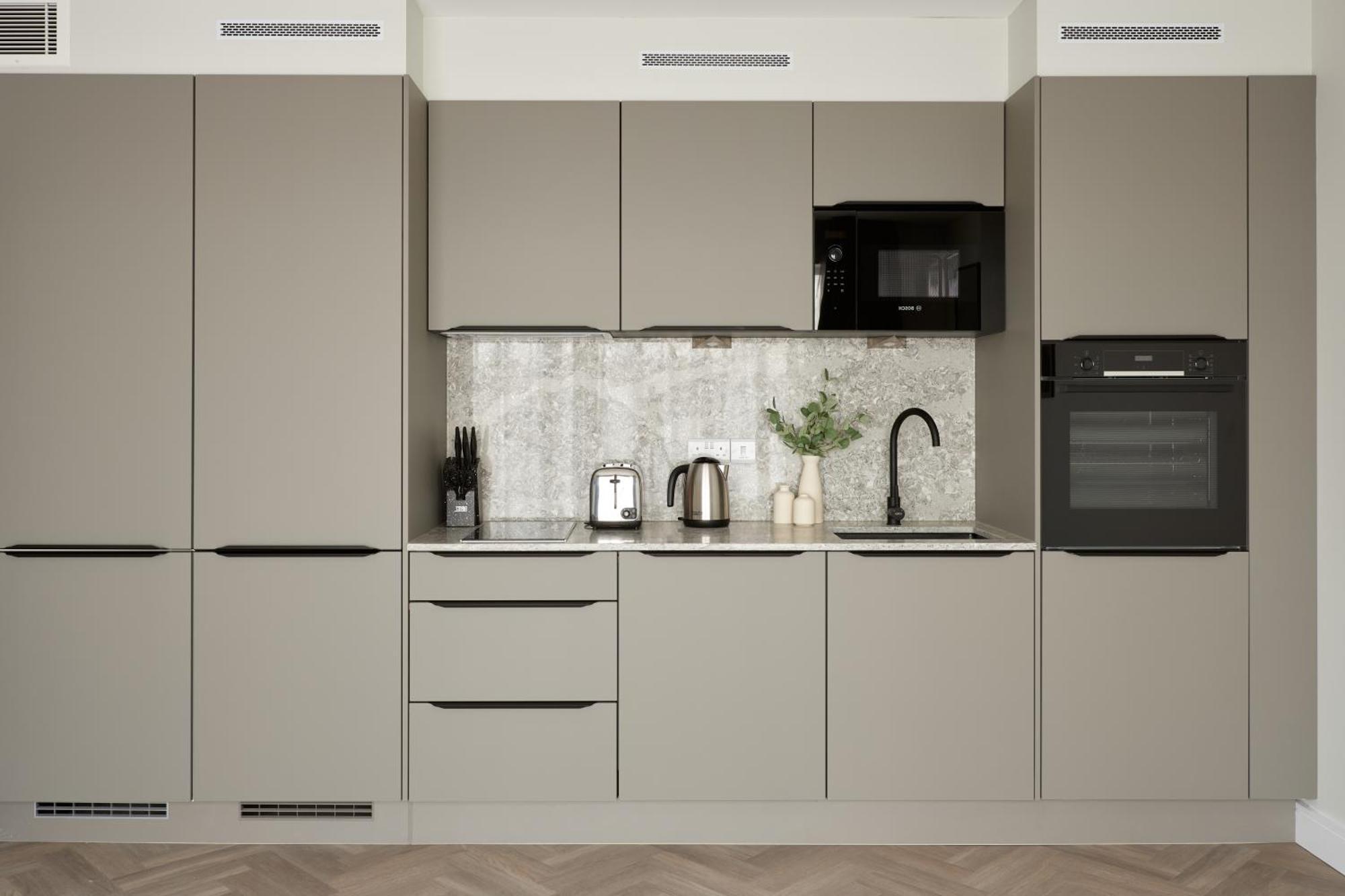 London City East By Viridian Apartments Экстерьер фото